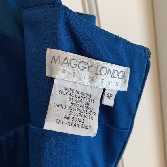 Maggy London, blue dress size 4P - Picture 7 of 16